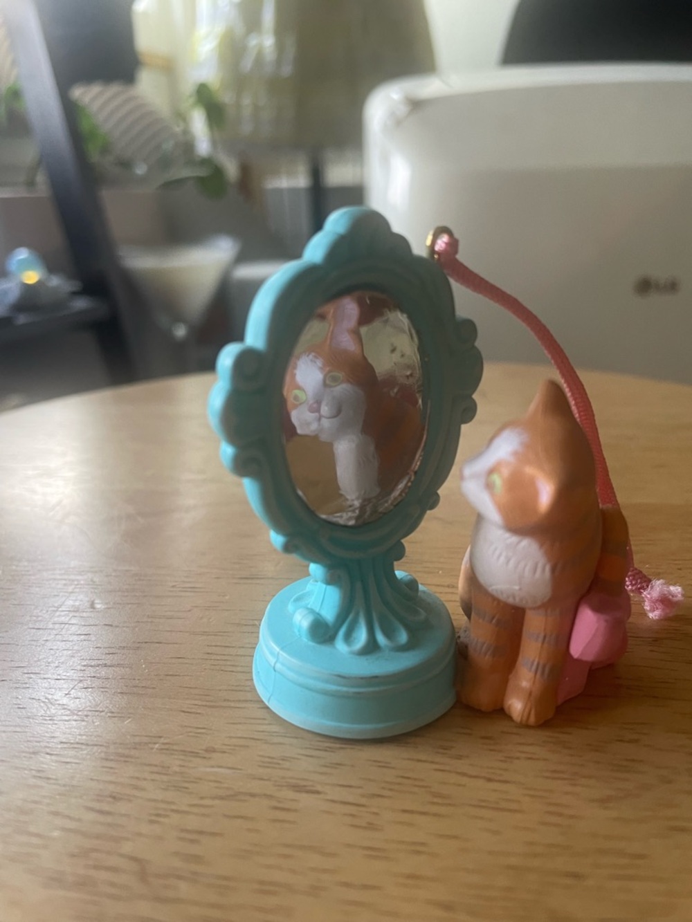 Vintage Avon Keepsake Ornament
Orange Tabby Cat Dress Up w/ Mirror
